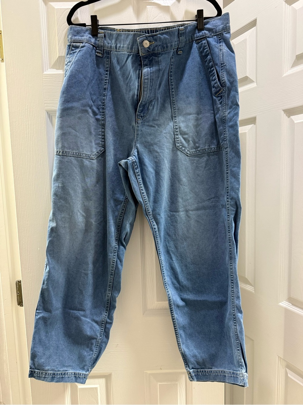 Old Navy Relaxed Fit Blue Denim Jeans